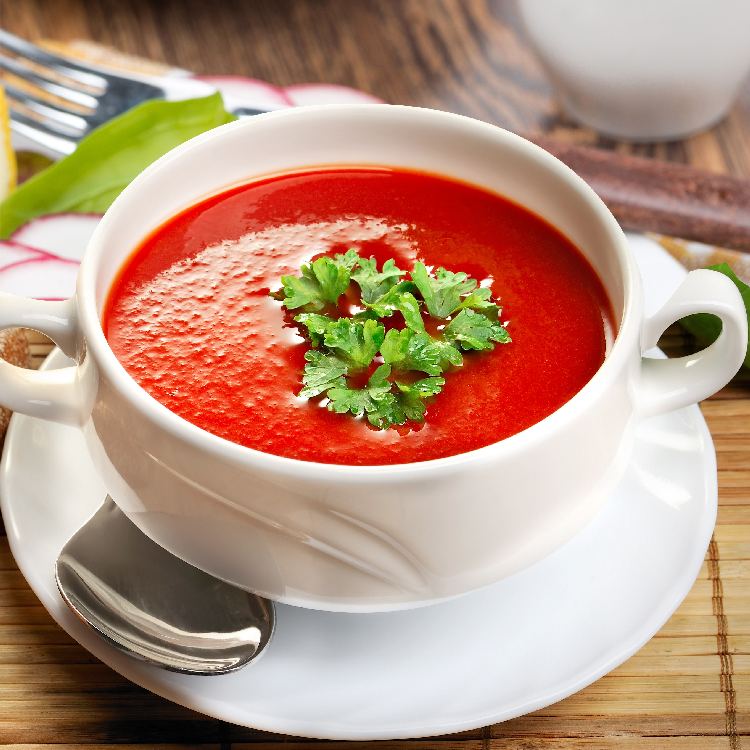 Суп томатный с гренками